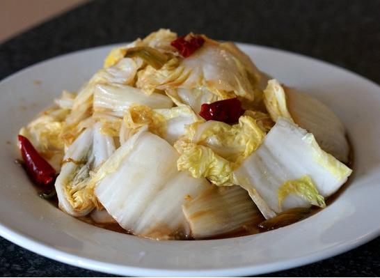 平常食材，成就極致美味，別只顧著打扮自己了！吃飯也需精緻