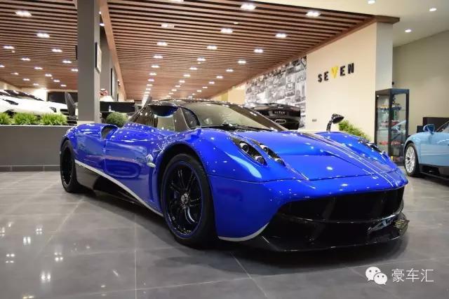 世界第一台 Pagani Huayra 在阿拉伯一家展廳掛牌出售