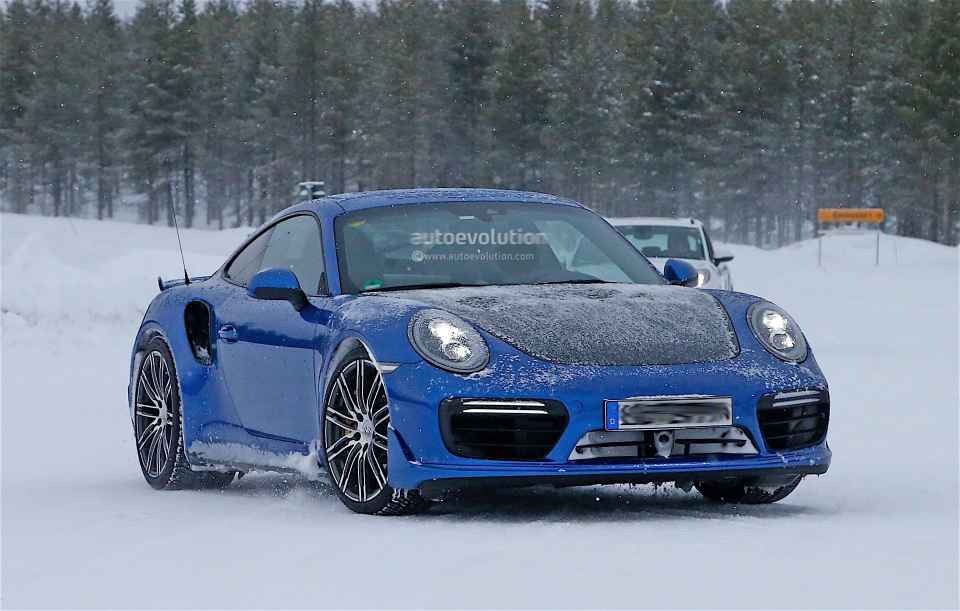 時隔多年再推出疑似保時捷911 GT2諜照