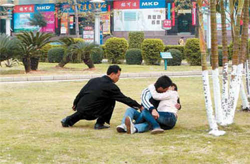 到國外旅遊要小心，看看這組冒死偷拍到的照片，請分享出去讓更多人知道！！！