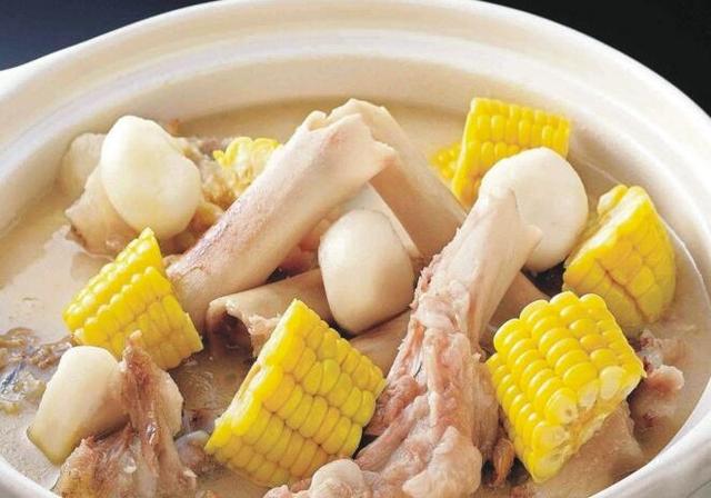 這6條老人堅持很多年的“養生習慣”，其實都在坑你