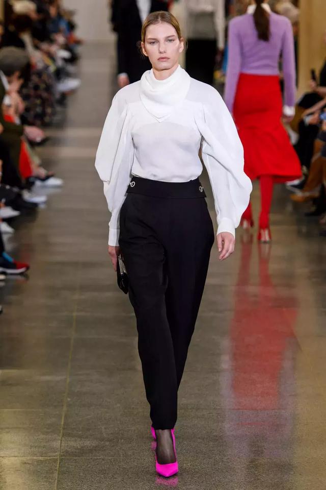 Victoria Beckham2019秋季女裝秀