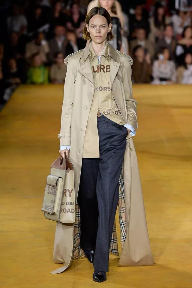 Burberry2020春夏系女裝秀直擊