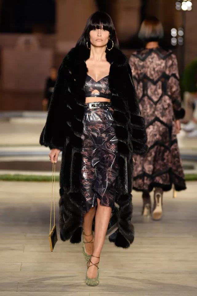 Fendi2019秋冬高定時裝秀