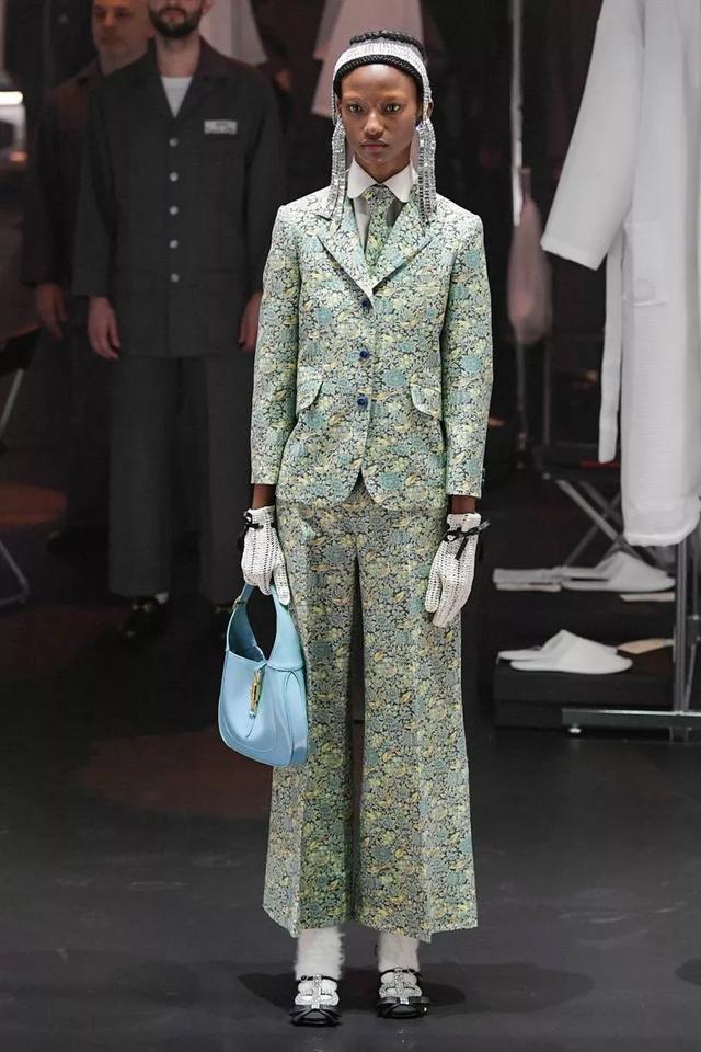 Gucci 2020秋冬系列女裝秀