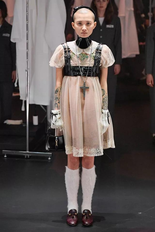 Gucci 2020秋冬系列女裝秀