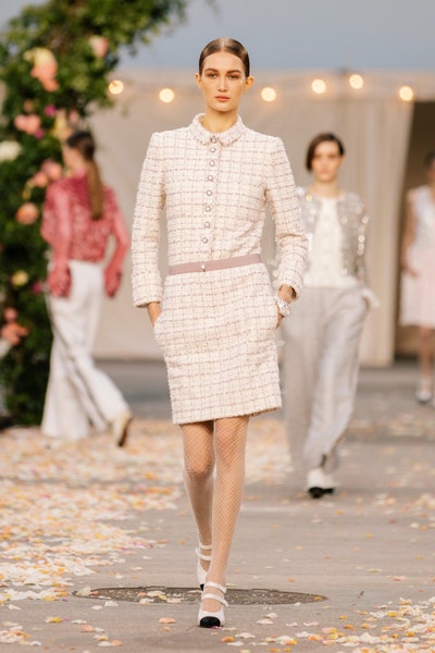 香奈兒Chanel2021春夏系高定女裝，婚禮的儀式感