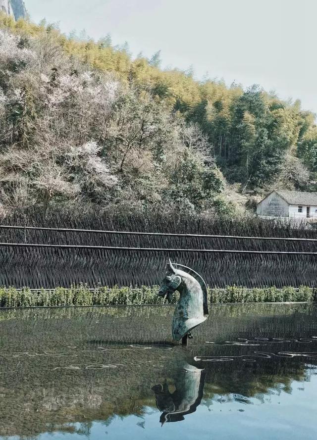 他花6000萬蓋了全中國最貴的房，住一晚19800