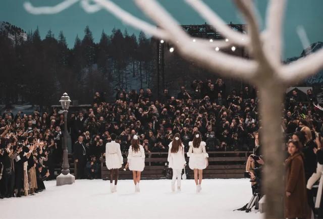 Chanel 2019秋冬系列——Karl Lagerfeld的雪中告別